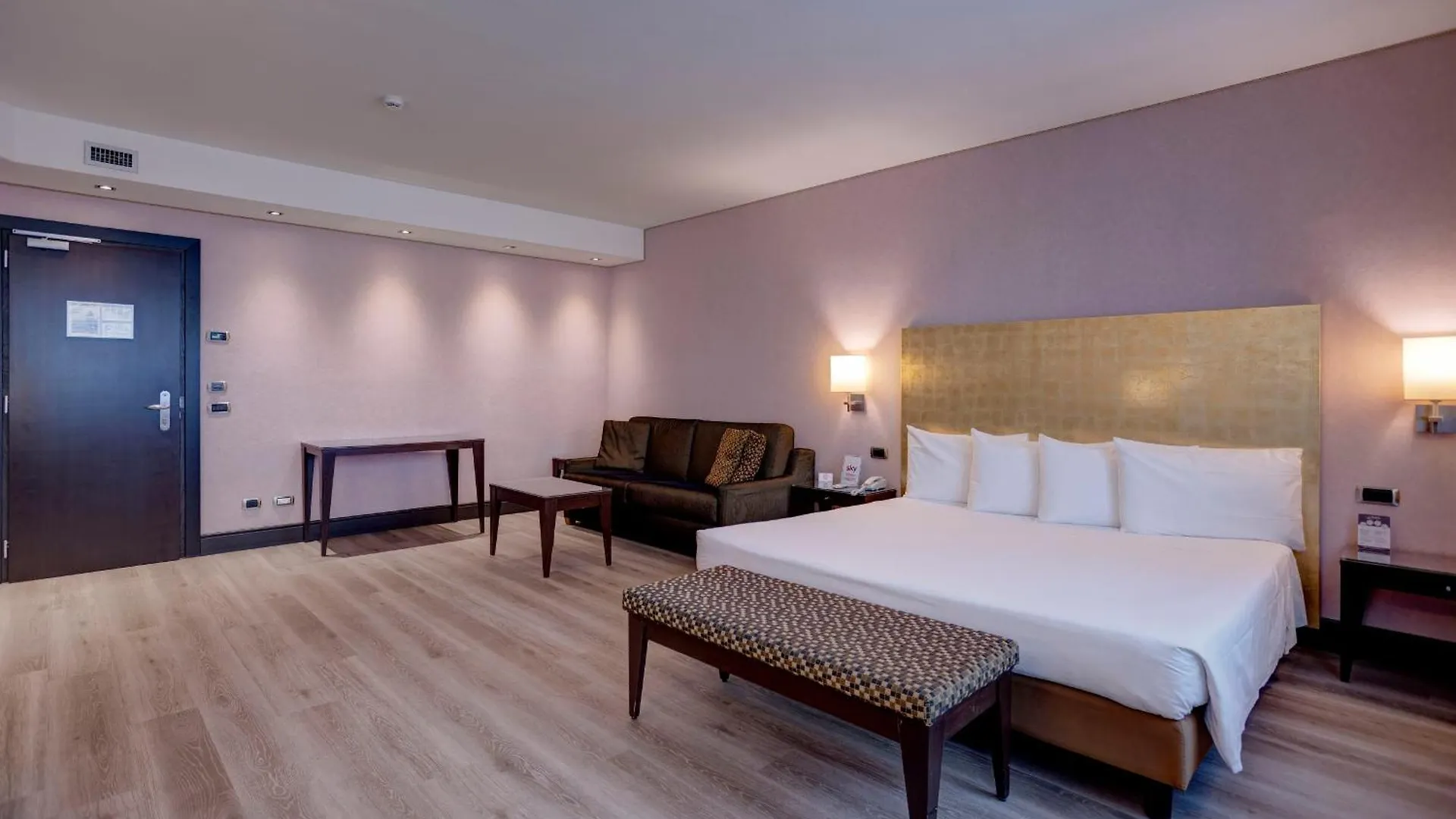 Hotel Nord グアルダミーリオ