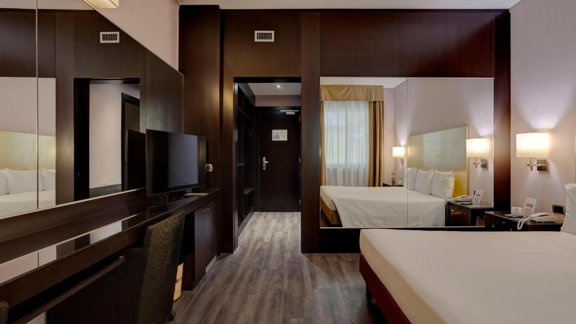Hotel Nord グアルダミーリオ