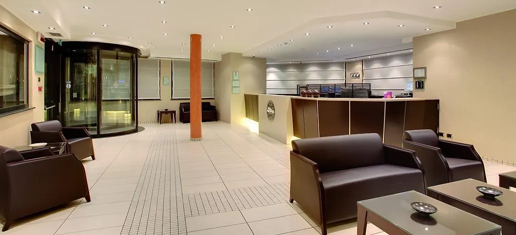 Hotel Nord グアルダミーリオ