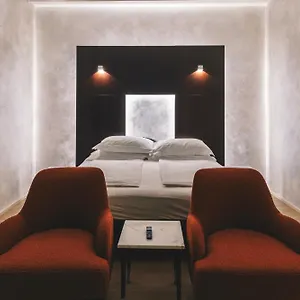 4* Hotel Dellearti Design