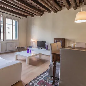 Appartamento Casa Tadi Centro 
